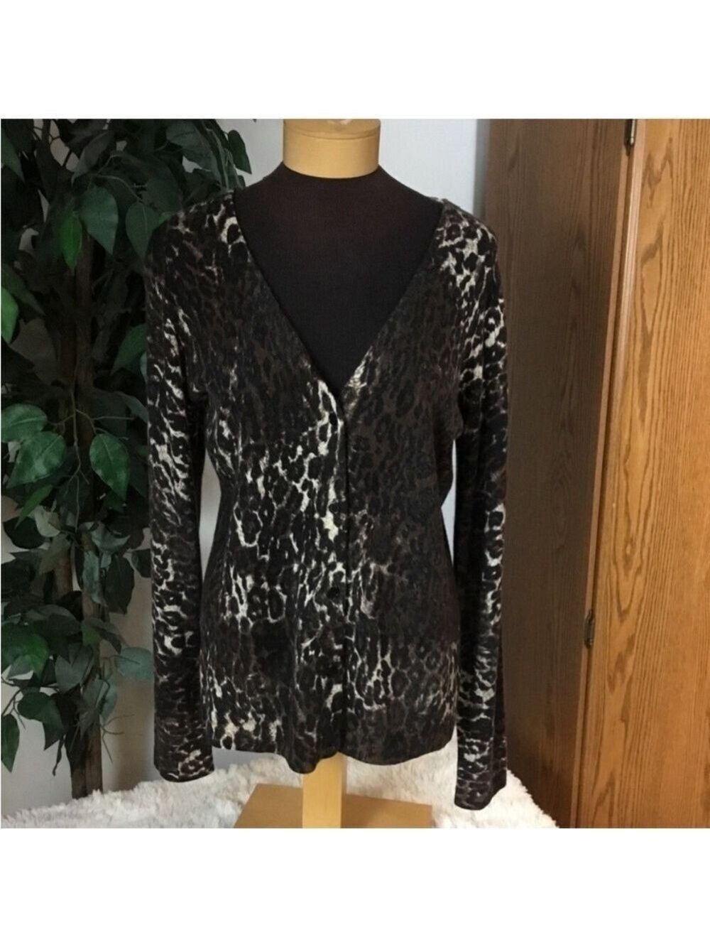 Neiman Marcus 100% Cashmere Leopard Print Cardigan Sweater XL NWT